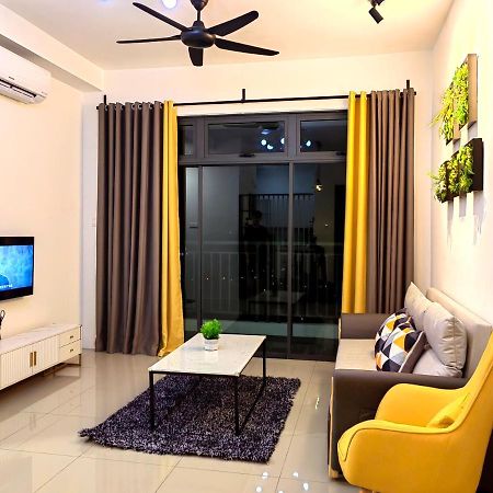 8Scape Residences Batman Vs Ironman@Lsy Home & Leisure Johor Bahru Exteriér fotografie